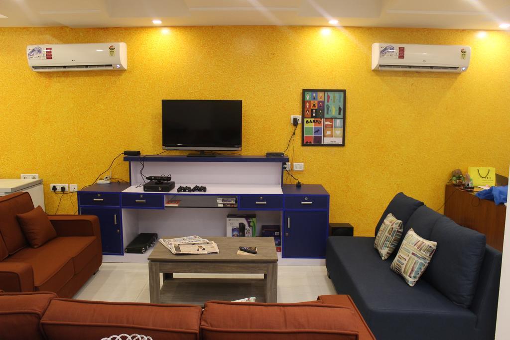 Joey'S Hostel Delhi Ню Делхи Екстериор снимка