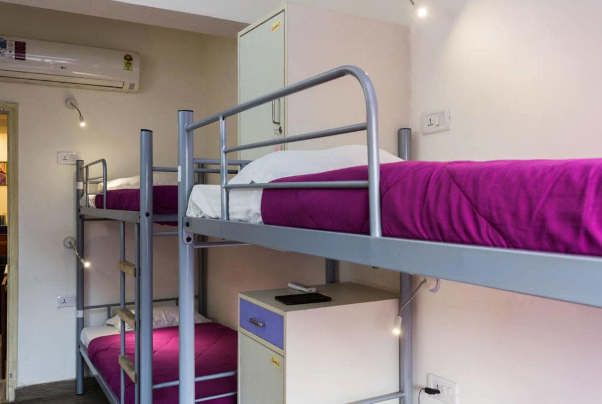 Joey'S Hostel Delhi Ню Делхи Екстериор снимка